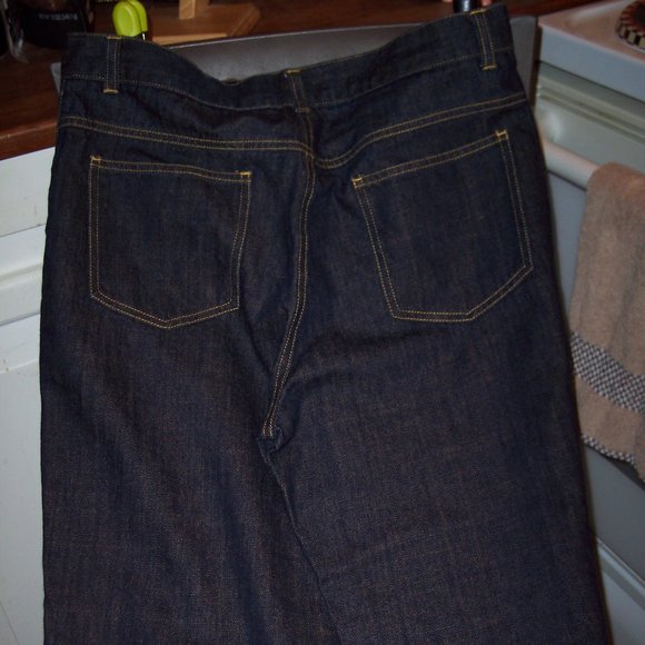 AC 3998 Women's Jeans. NWOT- NEVER WORN - Picture 4 of 5